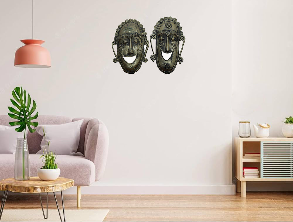 Handgemaakte Tribal Smiling gezichtsmasker | Muur decor | Metalen artefact | Thuis en kantoor decor